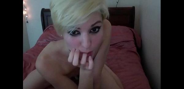  Blonde Shemale With a Little Cock - WEBCAM